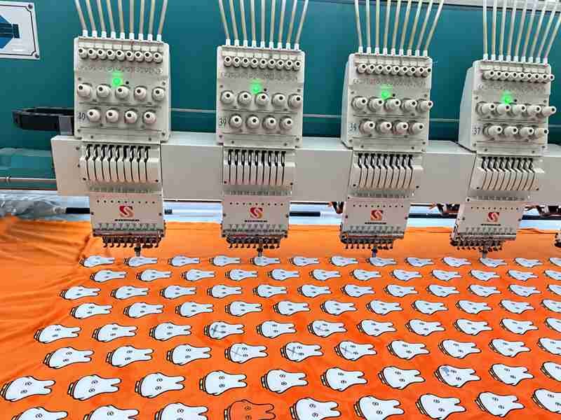 11 Ewintoys Real Factory Airy Embroidery Factory Floor Textile workers at the embroidery machines