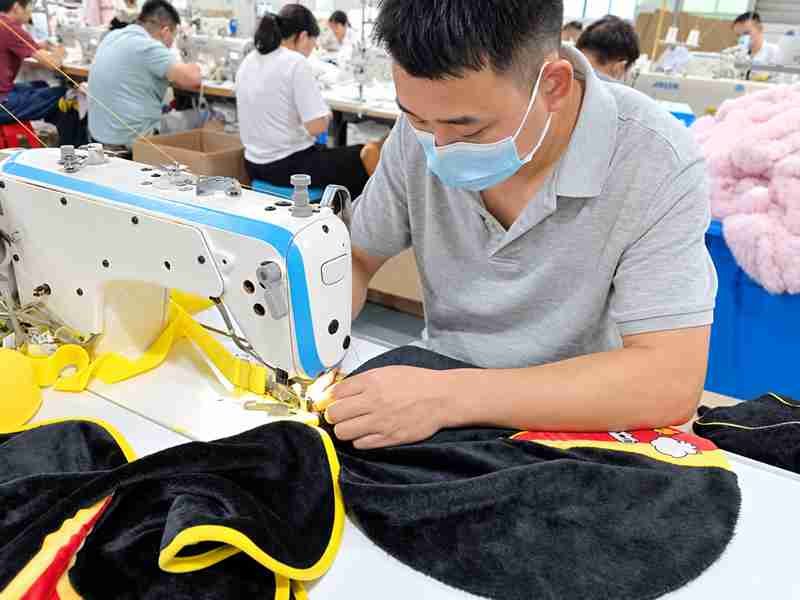 18 Ewintoys Real Factory Sewing and Assembly