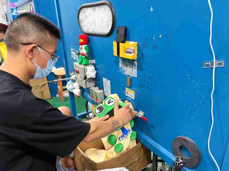 29 Ewintoys Real Factory Stuffing and Shape Adjustment